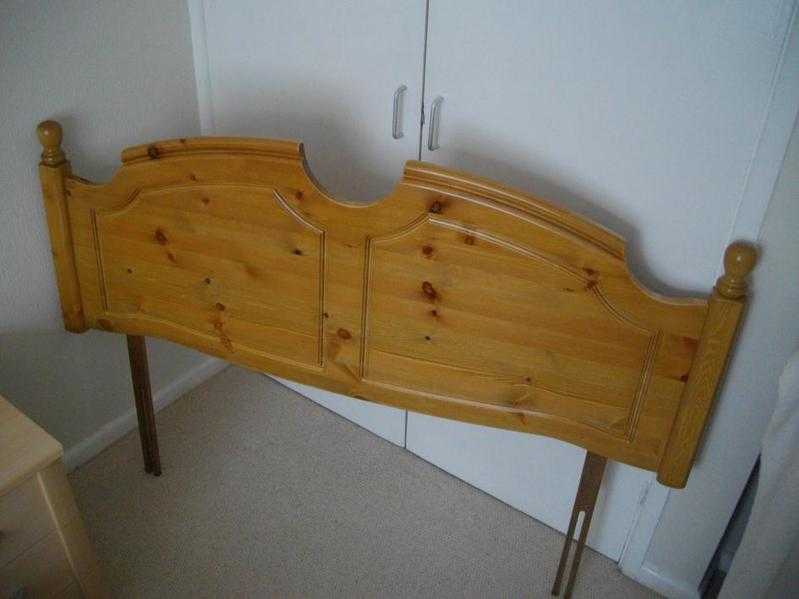 Queensize Headboard.