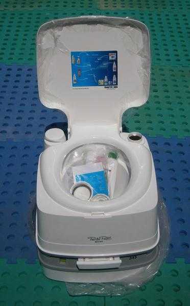 quotReducedquot  Thetford Porta Potti 345 Qube Portable Camping Caravan Chemical Toilet REDUCED