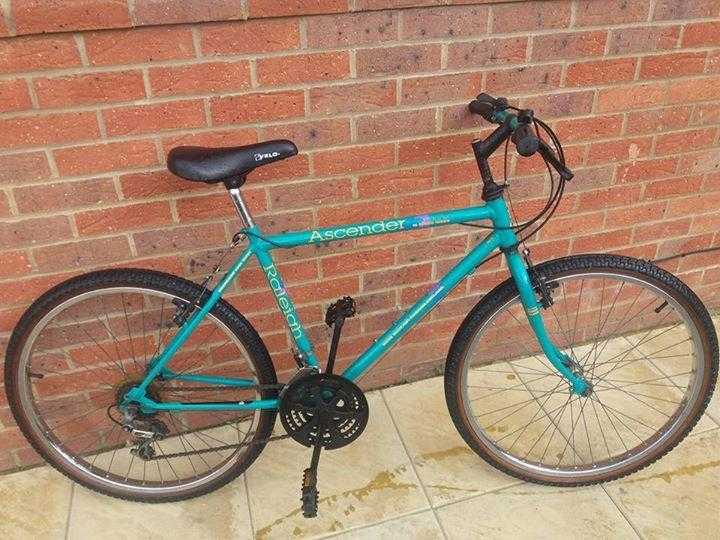 Raleigh ascender 15 speed green mountain bike