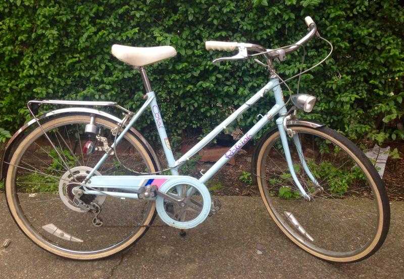 Raleigh Coral Vintage Womens Dutch 80s Shopper Bicycle ALL ORIGINAL PARTS