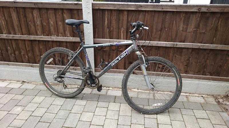 Raleigh Manta Ray Mens Mountain Bike for sale