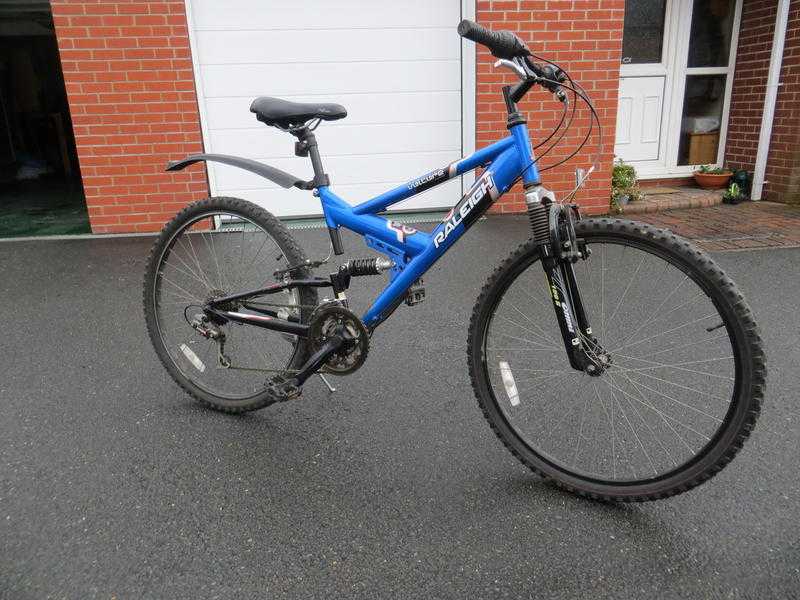 Raleigh Vulture full suspension mountain bike