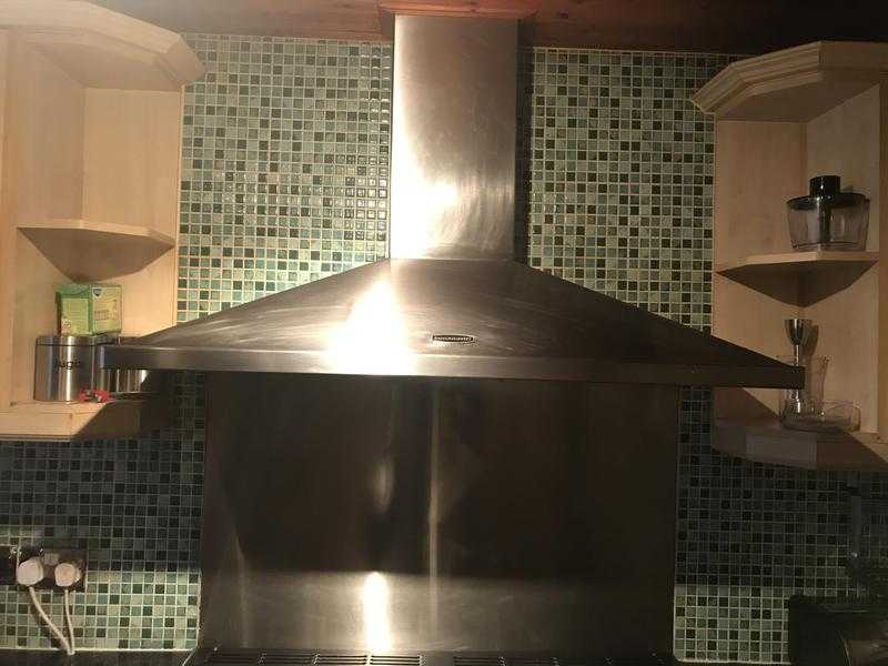 Rangemaster hood 110 and splasback