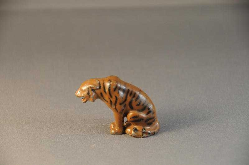 Rare Seated Tiger Vintage 1946 - 1950039s Britains Ltd Hollow Cast Lead Toy Model No.992 Circus or Zoo