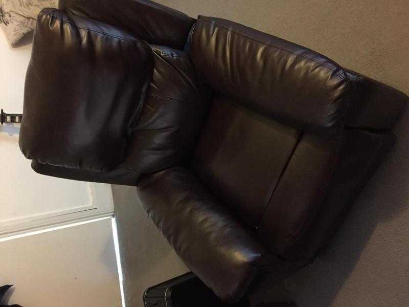 REAL LEATHER COFFEE BROWN RECLINING ARMCHAIR