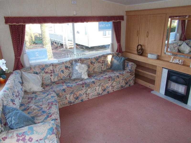 Really Spacious 2 Bedroom Static Caravan Thorness Bay Cowes Isle of Wight Hampshire South Coast