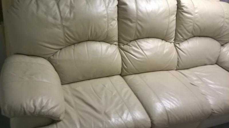 Recliner sofa