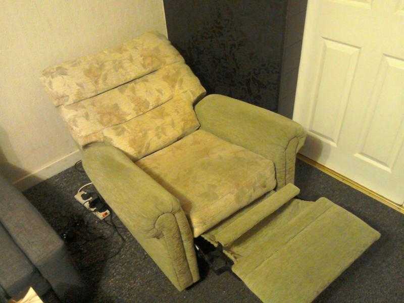 Reclining chair, electric