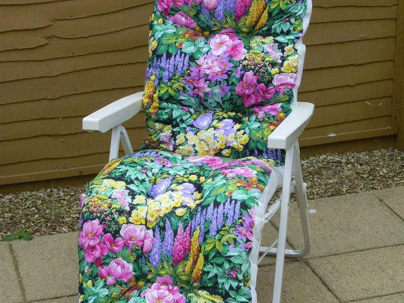 Reclining Garden Lounger