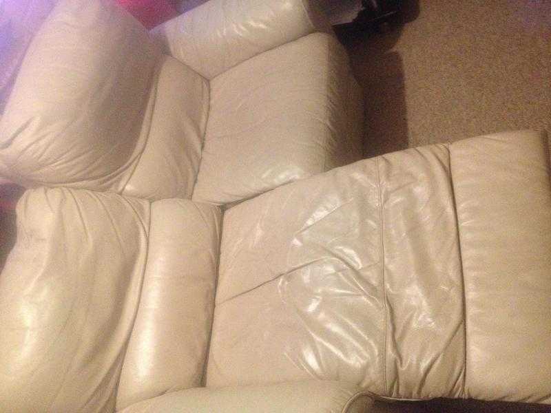 Reclining sofa