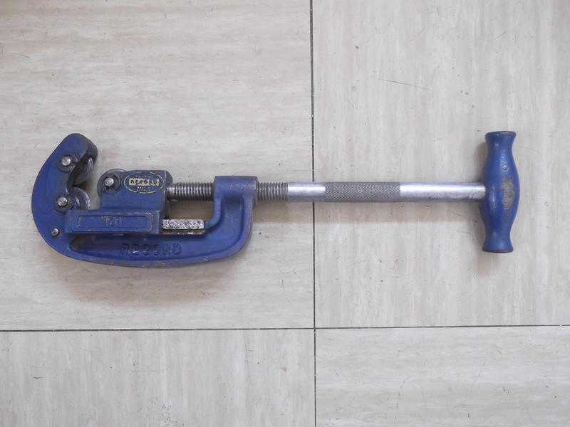 Record 101 heavy duty pipetube cutter