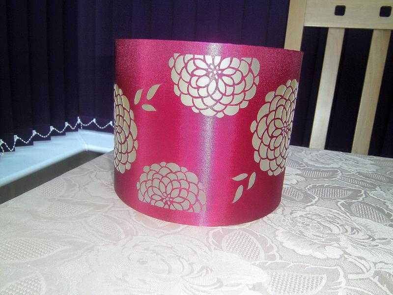 Red Lampshade Modern Pattern