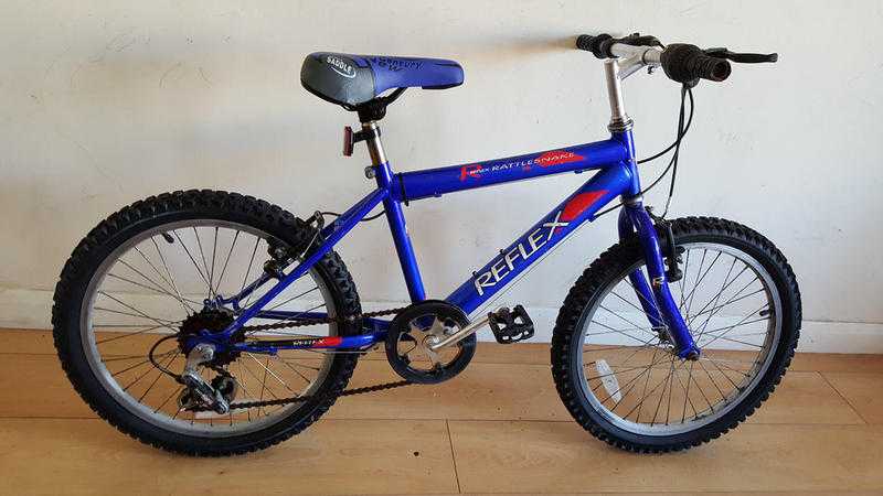 Reflex Rattlesnake bike - 20 inch wheels. (Suit age 9 to 12 years).