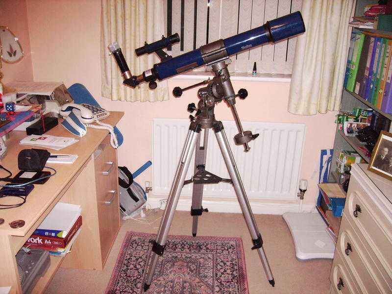 Refractor Telescope