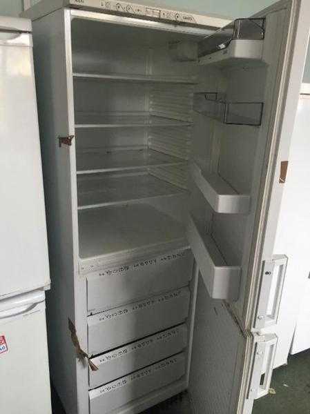 Refurbished Fridge Freezer White (Charity) - Second Hand  Used Refrigerator Freezers