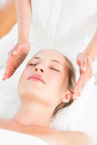 reiki healing, heal your soul and clear your chakras , one to one healing of the mind body and soul