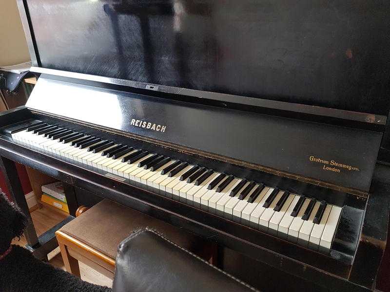 REISBACH PIANO