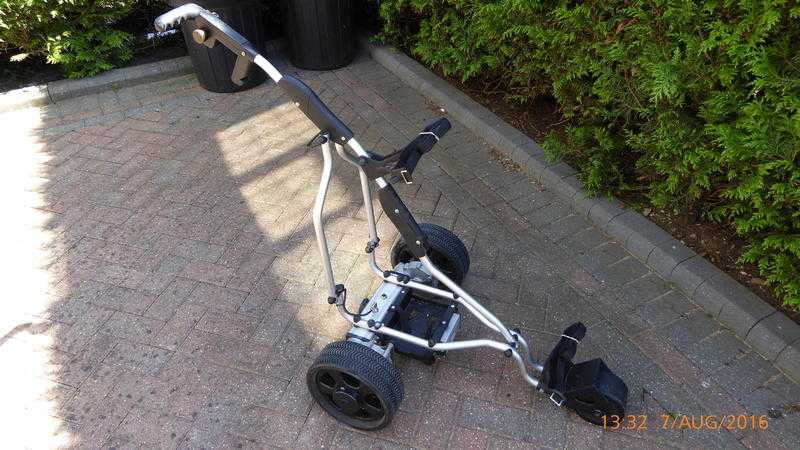 Remote Controlled Golf Trolley