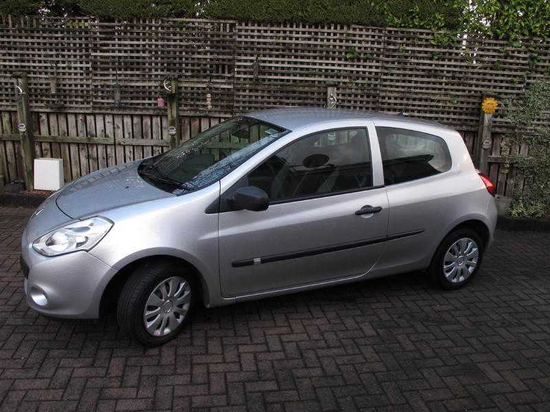 Renault Clio 1.2  Extreme 2010 (60).