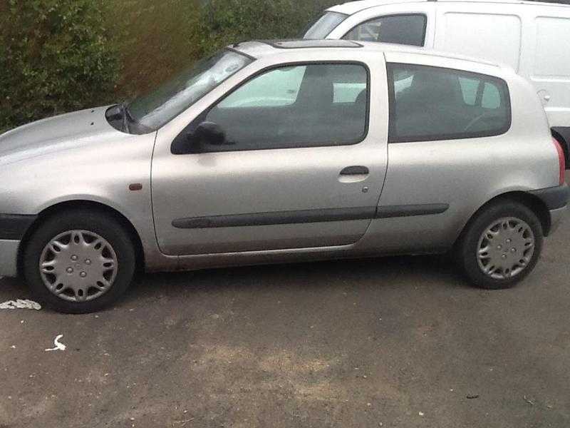 Renault Clio 2000