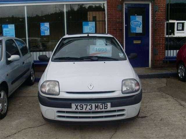 Renault Clio 2000