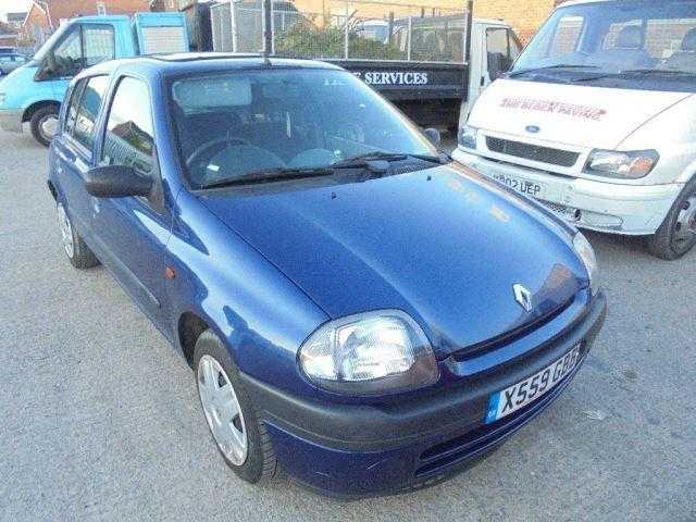 Renault Clio 2001