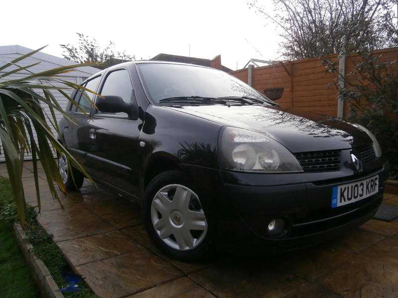 Renault Clio 2003