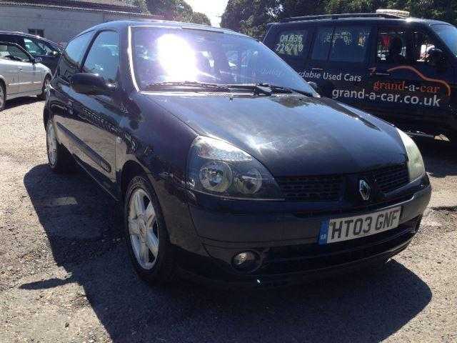 Renault Clio 2003