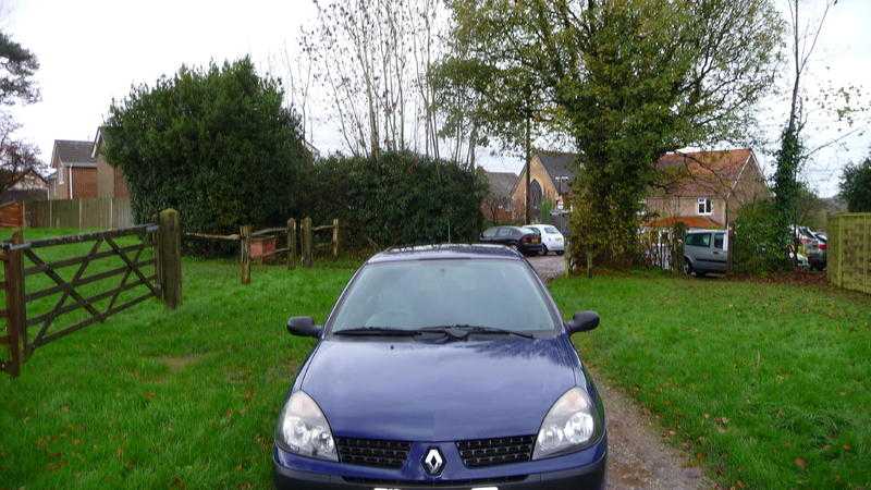 Renault Clio 2003