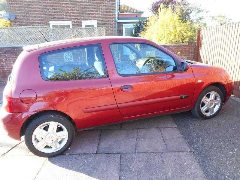 RENAULT CLIO CAMPUS SPORT, RED, 2006