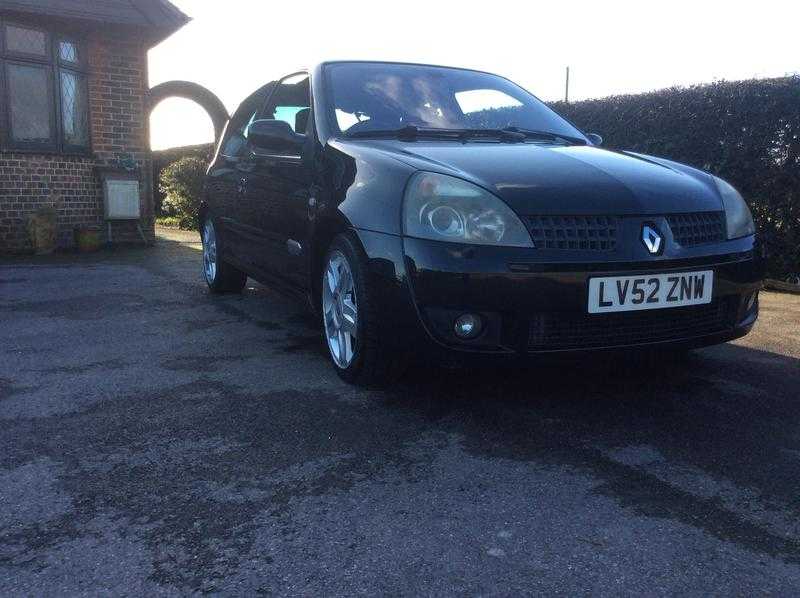 Renault Clio sport 172 2.0 16v 2003