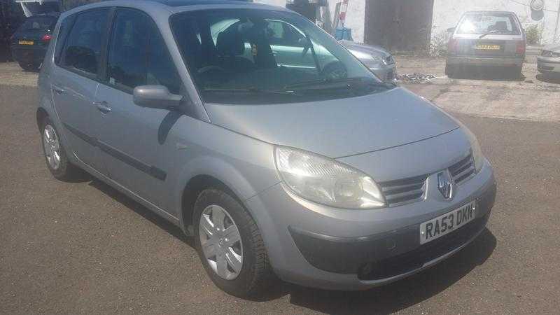 Renault Scenic 1.6 DYNAMIQUE MPV.