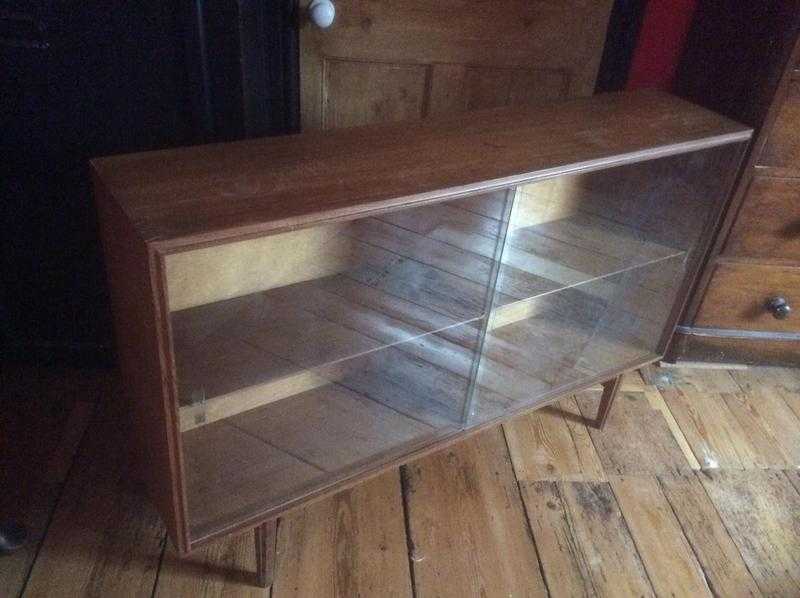 Retro cabinet with sliding glass doors