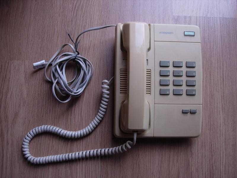 Retro Interquartz Telephone 98380XWA