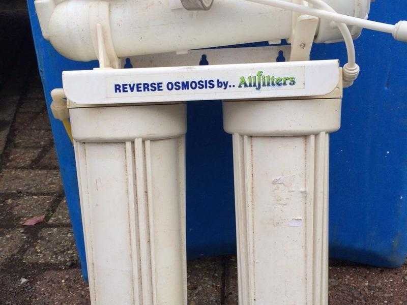 Reverse osmosis water filter