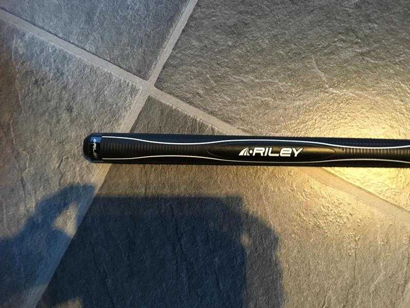 Riley Hybrid 2-Piece SnookerPool Ash Cue With WAC System