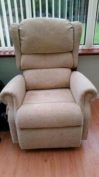 Riser Recliner