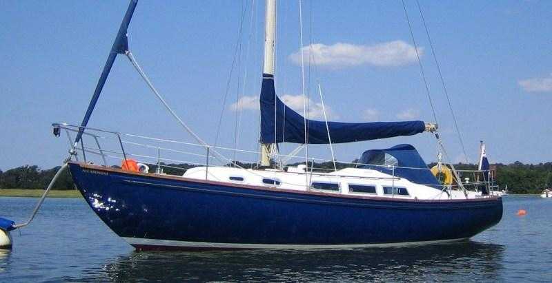RIVAL 32  1979 READY TO SAIL ANYWHERE WELL EQUIPPED 13995 reduced