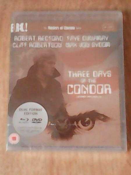 Robert Redford in Three Days of the Condor. Dual Format (Blu-ray amp DVD)