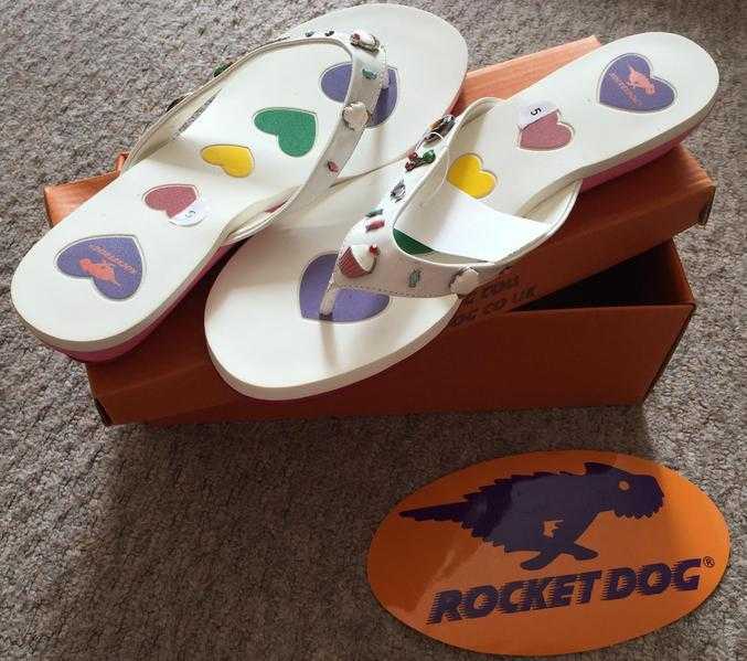 Rocket Dog Sandels - UK 5 - Brand New Condition