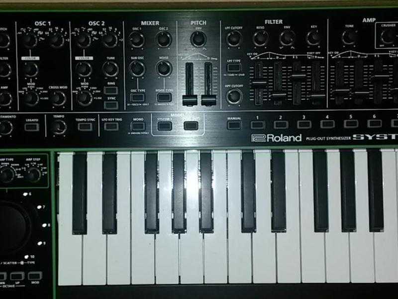 Roland Aira System 1 Synthesizer