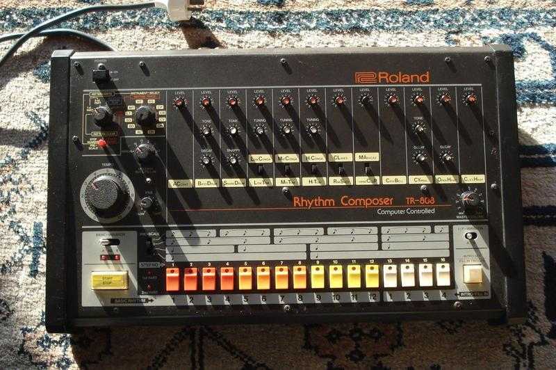 Roland TR 808