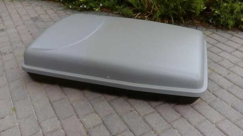 Roof Box 320 Litre Good Condition