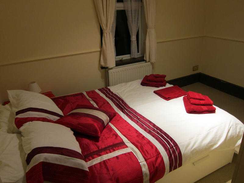 room Eastbourne centre to rent cosy close beach and shops