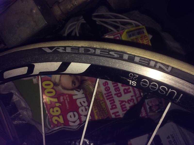 Roval Fusee SL 25 wheelset and gears
