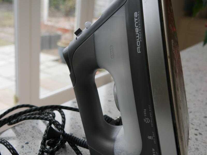 Rowenta Professional Laser iron DX8300