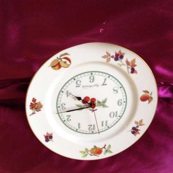 Royal Worcester China wall clock, Evesham Design