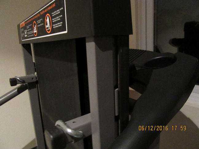 Running or walking machine Pro-from 6.5Q folds up easy to store