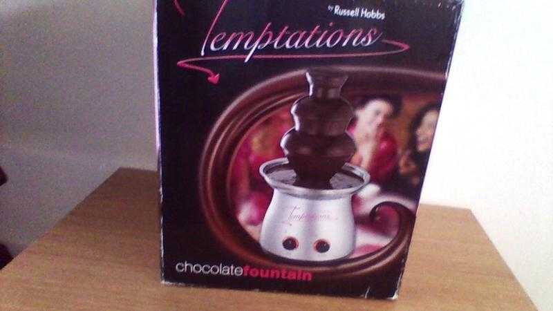 Russell Hobbs Temptations Chocolate fountain used ONCE RRP 59.99