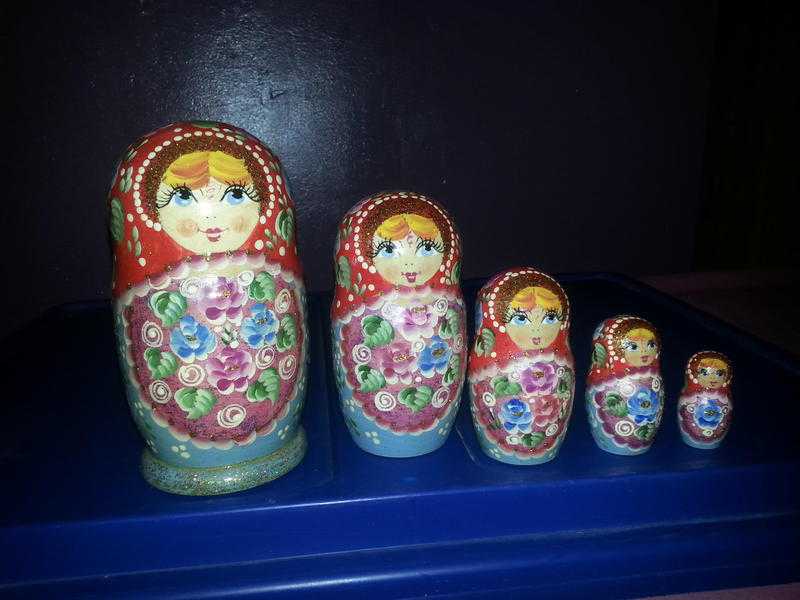 Russian Dolls set of 5 plus other designs